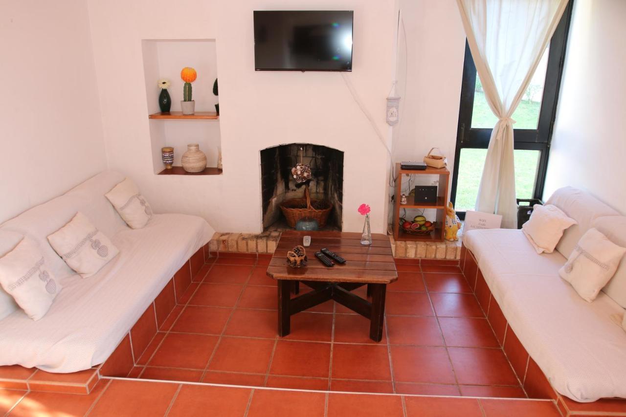 Villa Jacaranda - 550M From The Beach - Free Wifi - By Bedzy อัลบูเฟรา ภายนอก รูปภาพ